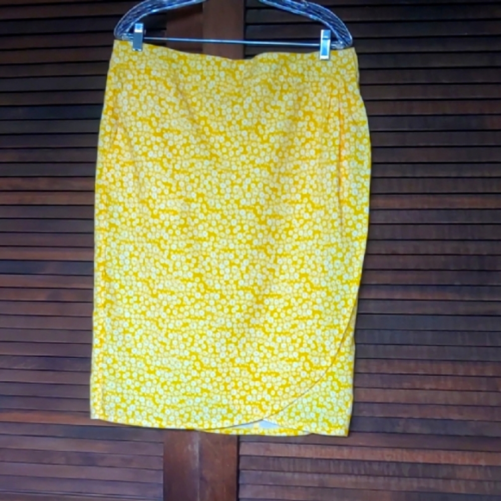 Ripskirt, Yellow Floral Women's Skirt Sz L